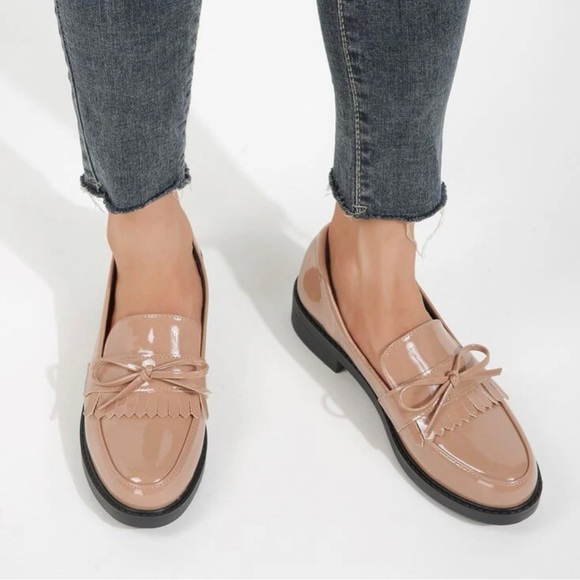 Tan Patent Loafers Shoe - Picture 5 of 6